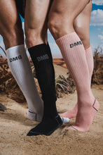 Load image into Gallery viewer, The perfect sports socks
